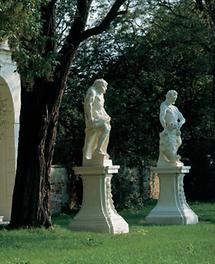Skulpturen im Schlosspark Grafenegg