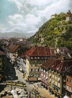 Hauptplatz und Schloßberg in Graz, © IMAGNO/Öst. Volkshochschularchiv