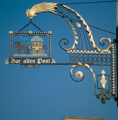 Hauszeichen in Hallein, © IMAGNO/Gerhard Trumler
