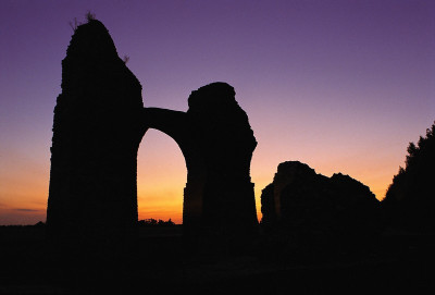 Heidentor bei Petronell Carnuntum, © IMAGNO/Gerhard Trumler