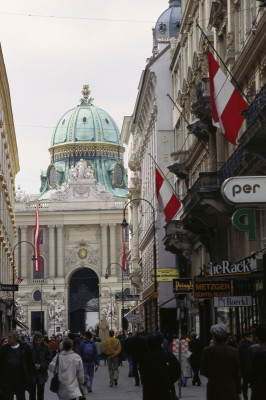 Blick vom Kohlmarkt auf die Michaelerkuppel, © IMAGNO/Dagmar Landova