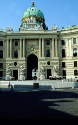 Michaelerplatz mit Hofburg, © IMAGNO/Dagmar Landova