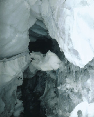 Gletscherspalte, © IMAGNO/Öst. Volkshochschularchiv