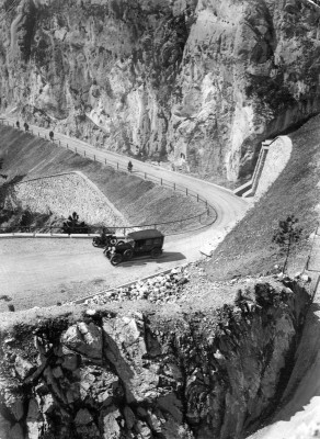 Mautstraße auf die Hohe Wand, © IMAGNO/Austrian Archives (S)