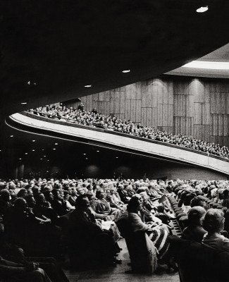 Die Stuttgarter Liederhalle, © IMAGNO/Franz Hubmann