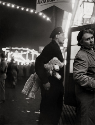 Auf der Reeperbahn, © IMAGNO/Franz Hubmann