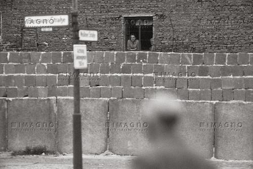 Berliner mauer 1961 1989 image