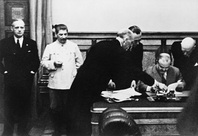 Unterzeichnung des Hitler-Stalin Pakts, © IMAGNO/ÖNB