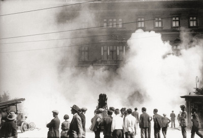 Brand des Justizpalastes in Wien, 1927, © IMAGNO/Austrian Archives