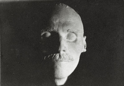 Totenmaske en face von G. Klimt, © IMAGNO/Austrian Archives