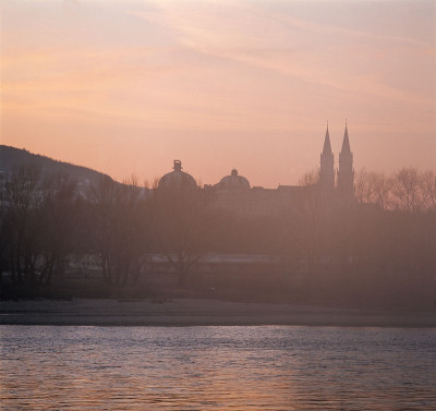 Blick über die Donau, © IMAGNO/Gerhard Trumler