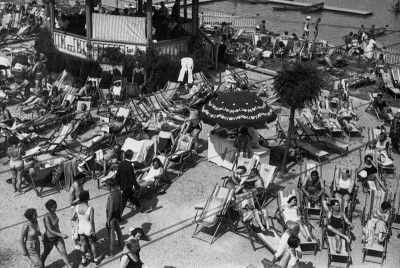 Badegäste im Donau Strandbad, © IMAGNO/Austrian Archives