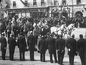 Kaiser Franz Joseph I  bei einer Parade