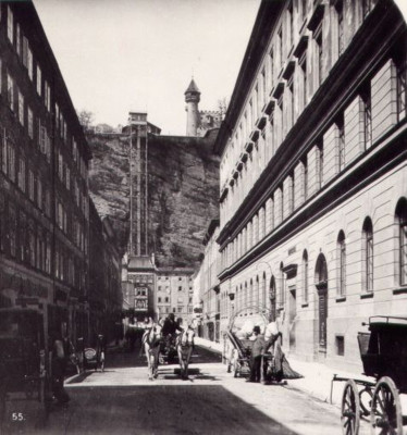 Aufzug auf den Mönchsberg in Salzburg, © IMAGNO/Austrian Archives