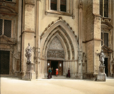 Hauptportal der Basilika, © IMAGNO/Öst. Volkshochschularchiv