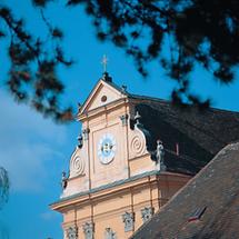 Fassade der Klosterkirche Mauerbach, NÖ