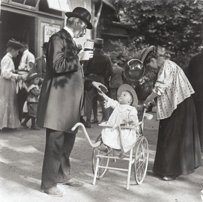 Ein Familienausflug in den Wiener Prater, © IMAGNO/Öst. Volkshochschularchiv