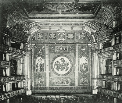 Proszenium und Vorhang der Wiener Hofoper, © IMAGNO/Austrian Archives
