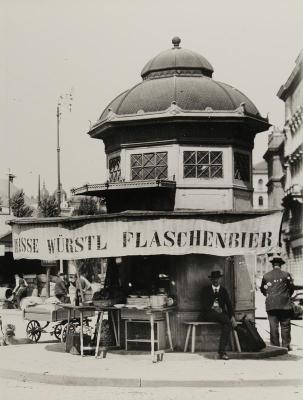 Würstelbude am Wiener Naschmarkt, © IMAGNO/Sammlung Hubmann