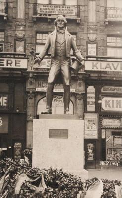 Nestroy Denkmal, © IMAGNO/Sammlung Hubmann