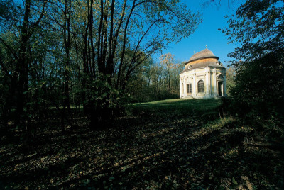 Pavillon im Park von Obersiebenbrunn, © IMAGNO/Gerhard Trumler