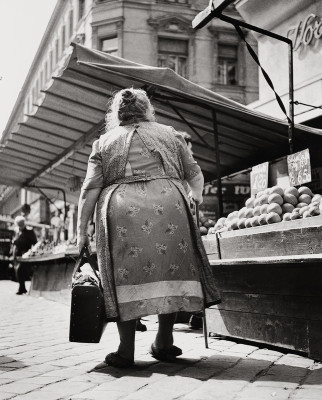 Am Brunnenmarkt in Ottakring, © IMAGNO/Franz Hubmann