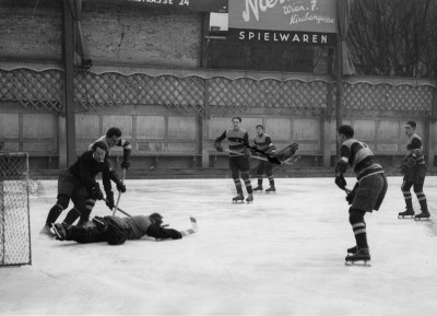 Eishockeyspiel, © IMAGNO/Austrian Archives (S)