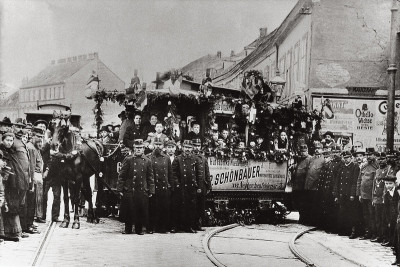 Der letzte Wagen der Wiener Pferdetramway, © IMAGNO/Austrian Archives