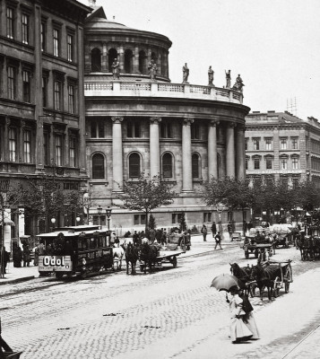 Pferdestraßenbahn in Budapest, © IMAGNO/Austrian Archives