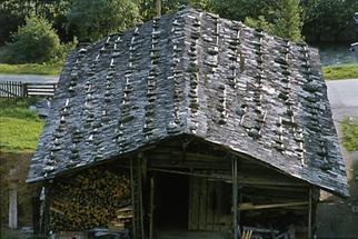 Holzdach  im Pongauer Heimatmuseum