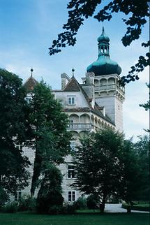 Seitenansicht von Schloss Pottenbrunn