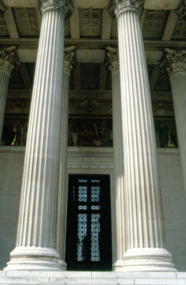 Säulen des Wiener Parlaments, © IMAGNO/Dagmar Landova