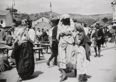 Bosniakin mit Tochter, © IMAGNO/Austrian Archives