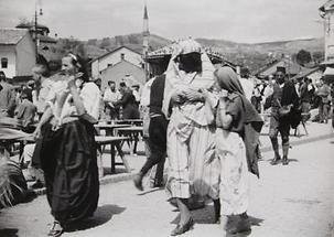 Bosniakin mit Tochter