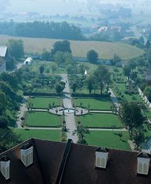 Barocke Gartenachse im Park des Stift Seitenstetten