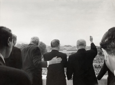 Nach der Unterzeichnung des Staatsvertrags, © IMAGNO/Austrian Archives