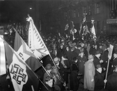 Fackelzug von Amtsverwaltern, © IMAGNO/Austrian Archives (S)