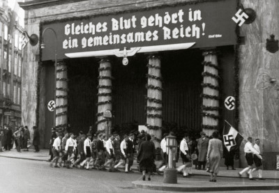 Propaganda im März 1938, © IMAGNO/Austrian Archives