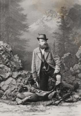 Salzburger Jäger im Atelier, © IMAGNO/Austrian Archives