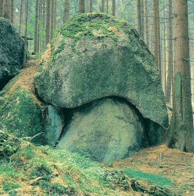 Der 'Schwammerlstein' im nördlichen Waldviertel, © IMAGNO/Gerhard Trumler