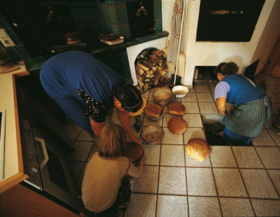 Brotbacken in Ybbsitz, © IMAGNO/Gerhard Trumler