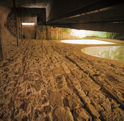 Die Latrine des Klosters Zwettl, © IMAGNO/Gerhard Trumler