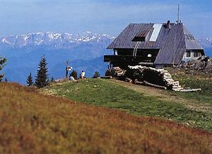 Das Schutzhaus am Rennfeld, Blick zum Hochschwab