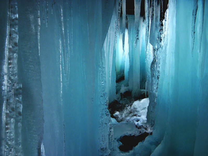 Eishöhle