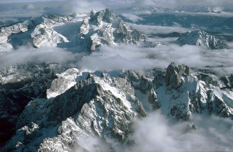 Bild 'RedakII_083_Dachstein_Bischofsmuetze_Gosauklamm_1'