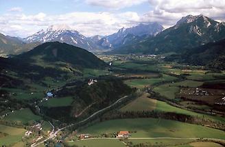 Ennstal - Frauenberg mit Kirche und Stift Admont