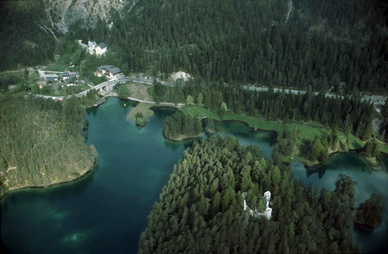 Fernpass, Blindsee mit Sigmundsburg