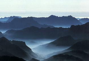 Bergsilhouetten