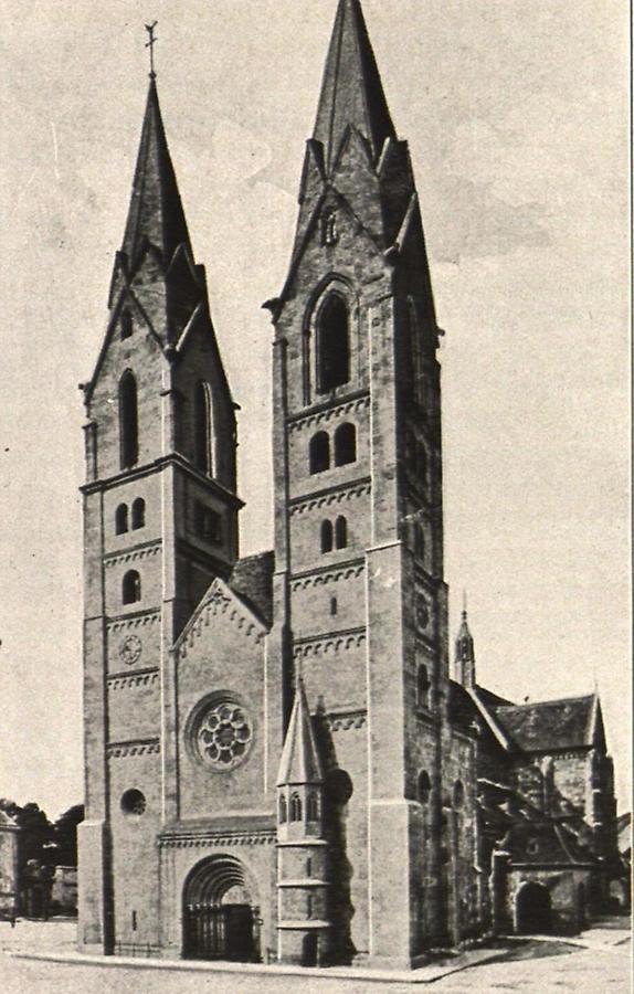 Illustration Pfarrplatz mit Hauptpfarrkirche