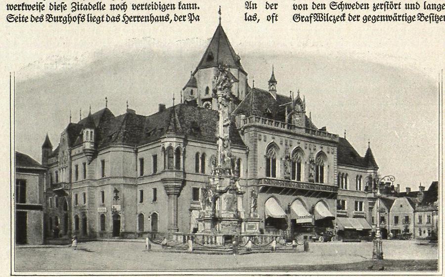 Illustration Korneuburg: Hauptplatz mit Rathaus